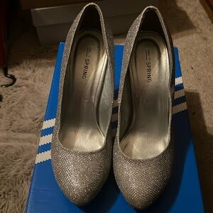 Sparkly pumps